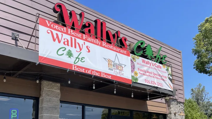 Wally’s Café (Rocklin, California)