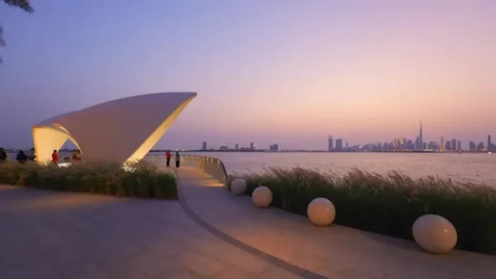  Dubai Creek Park Corniche