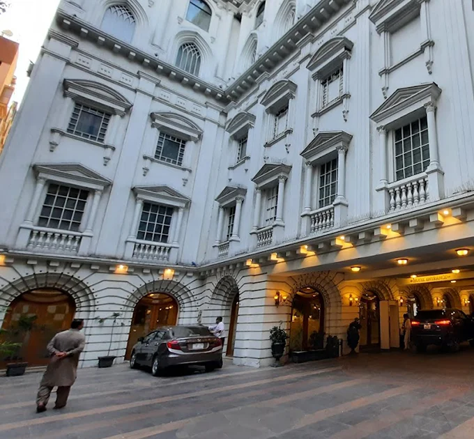 Luxus Grand Hotel Lahore