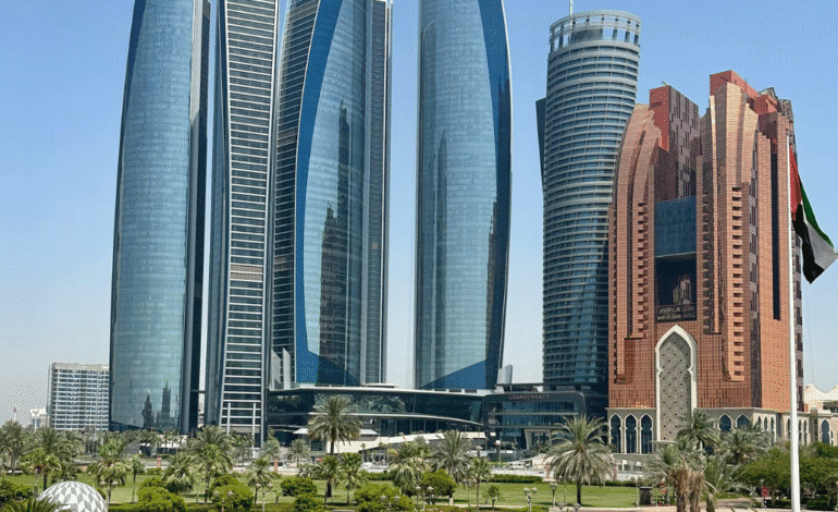 12 Things to Do in Abu Dhabi – Perfect Desert Adventure Awaits