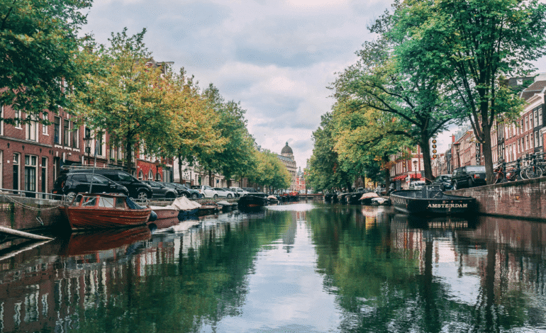 Where to Stay in Amsterdam: Complete Guide to the Best Areas and Hotels 2025