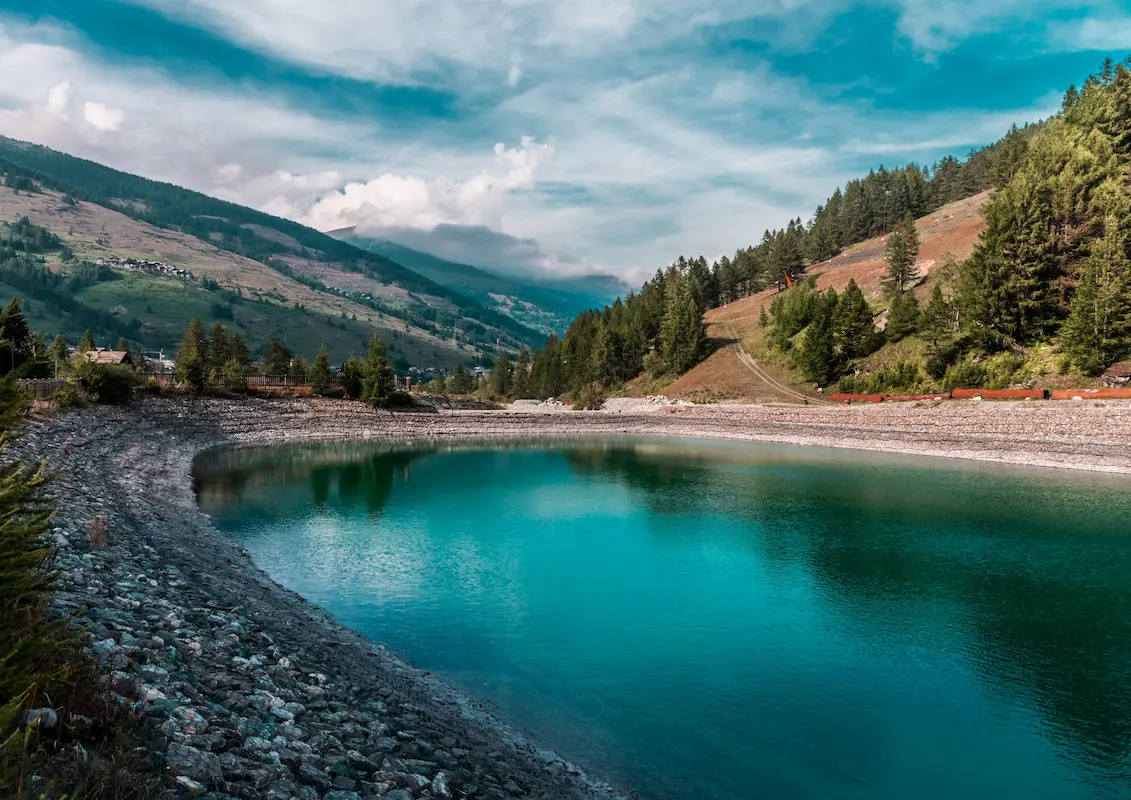 Satpara Lake