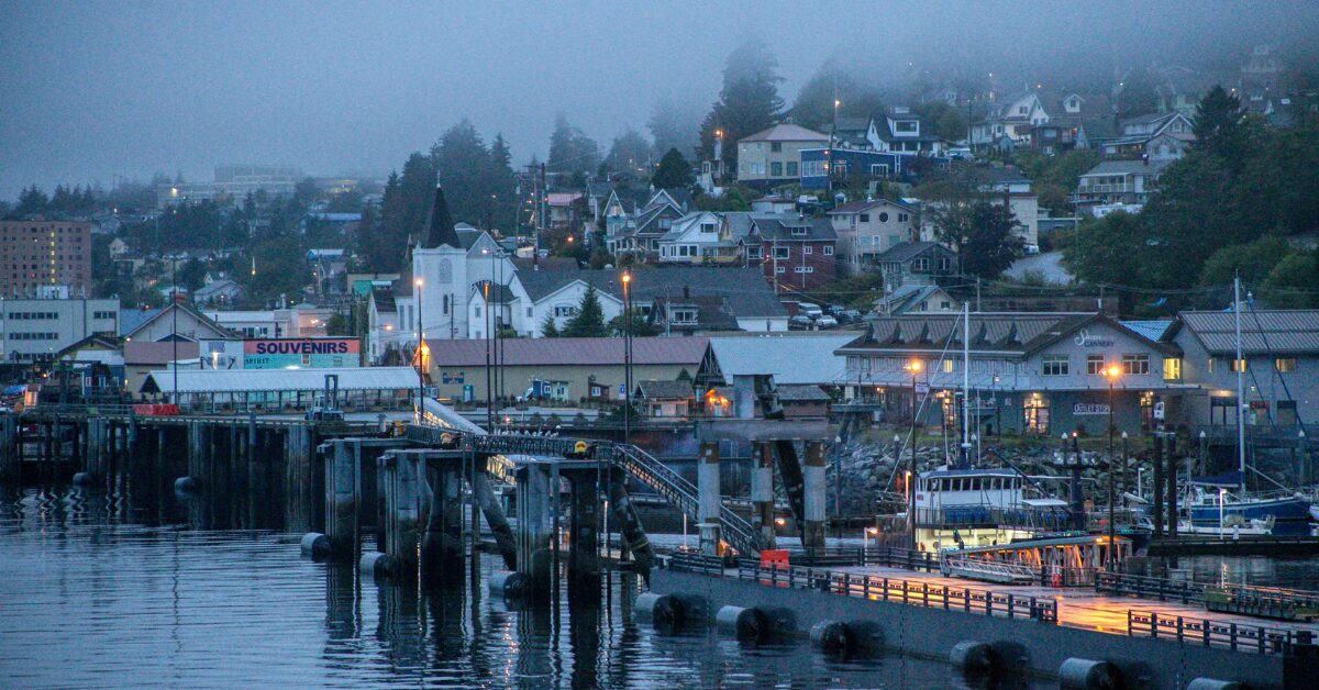 Best Time to Go to Alaska: Complete Travel Guide 2025