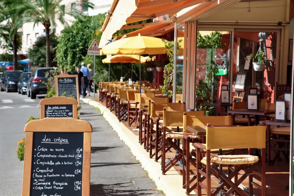 Little Italy Contemporary Restaurant