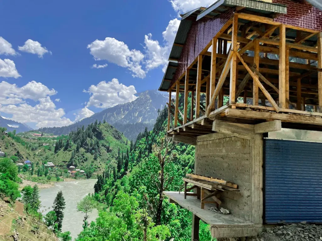 Satpara Lake Skardu Hotels